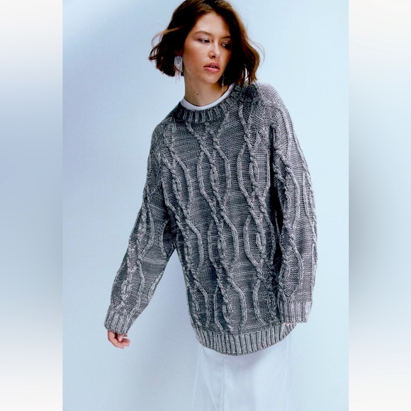 H&M Sweaters - NWT Oversized Shimmery Metallic Sweater size s